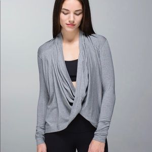 Lululemon Iconic Wrap - Size 4